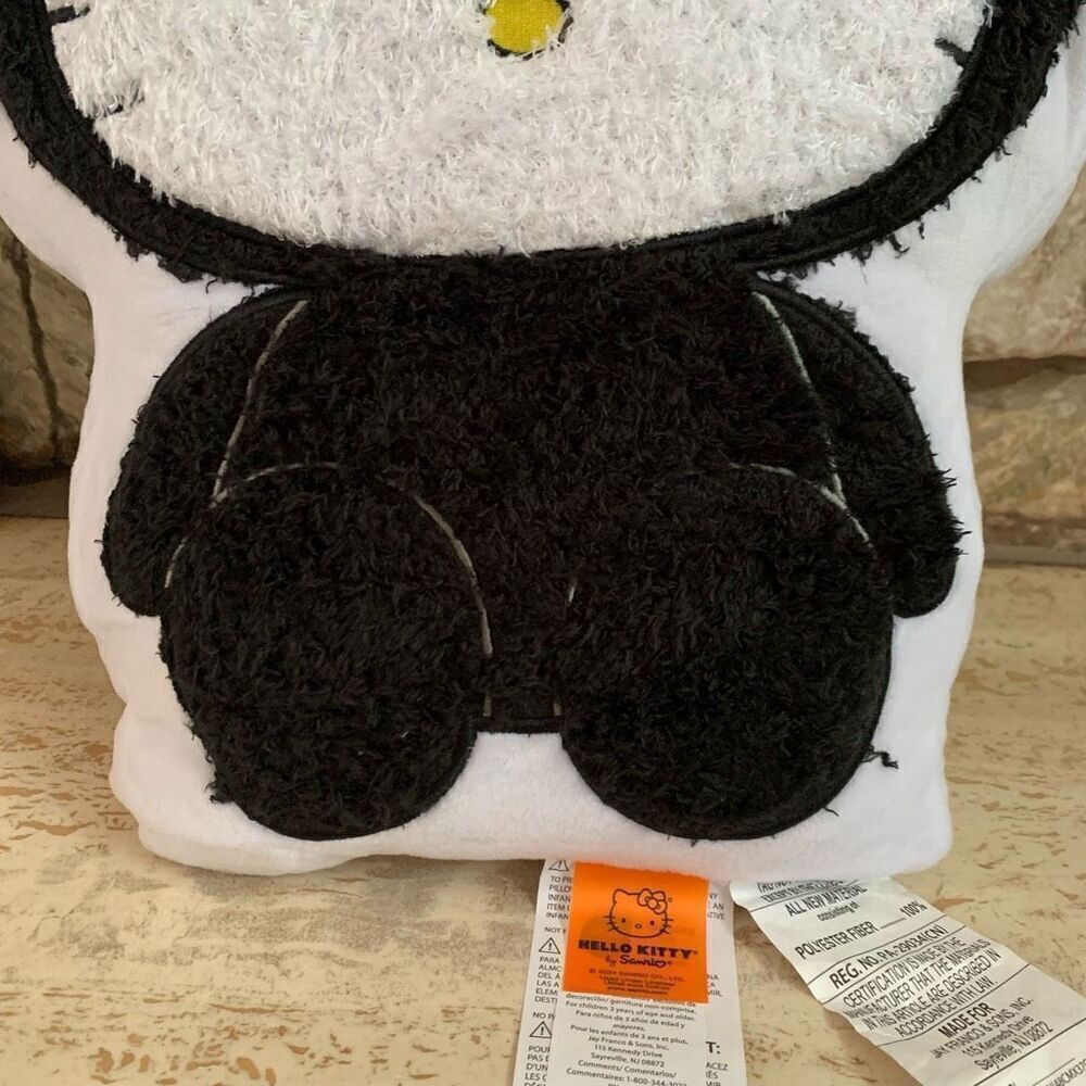 Hello Kitty Black Cat Pillow - Picture 2 of 10
